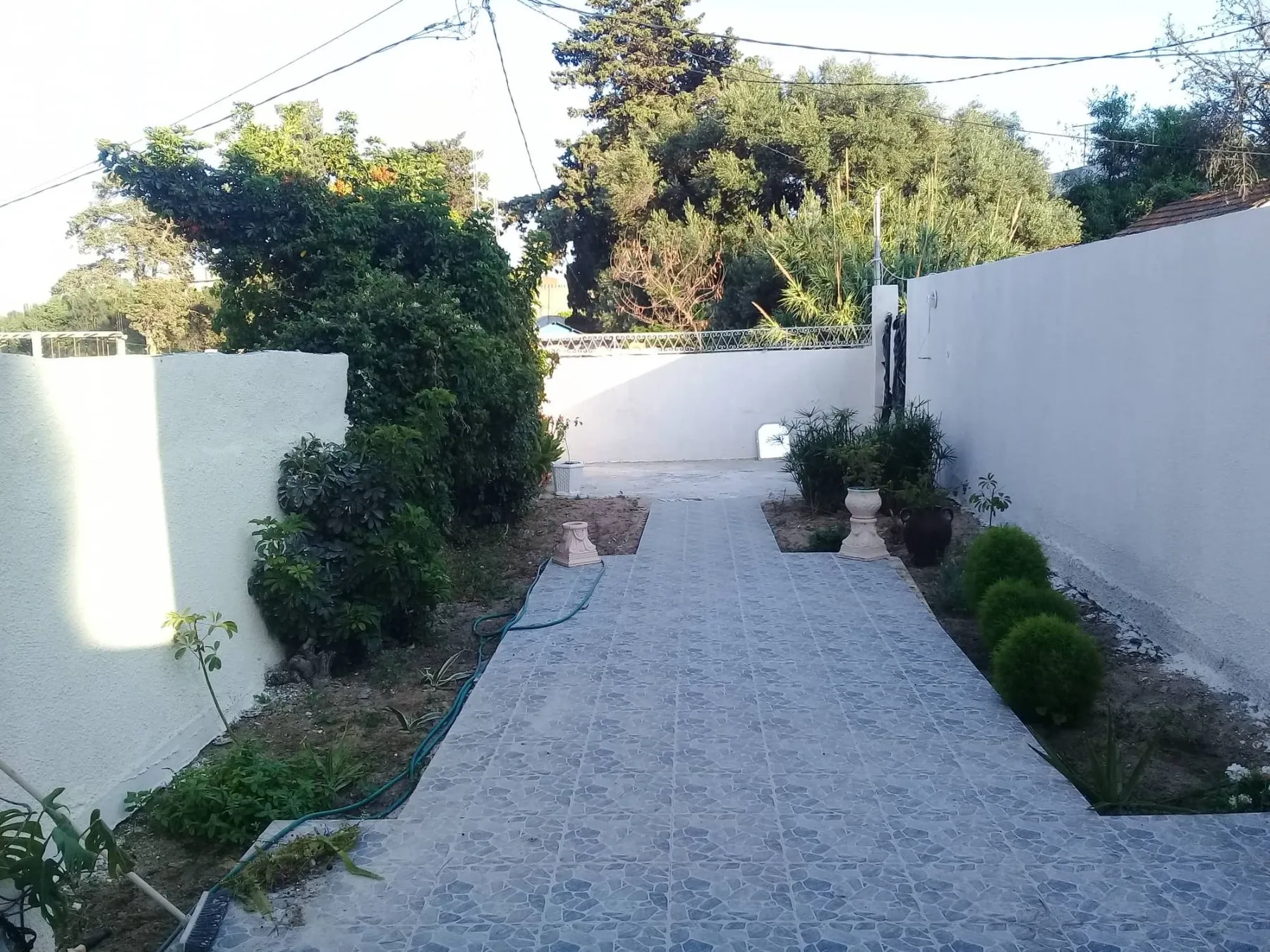Un rez de chaussée d'une villa sise à Corniche BIZERTE