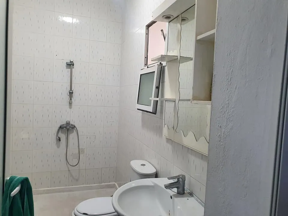 Un rez de chaussée d'une villa sise à Corniche BIZERTE