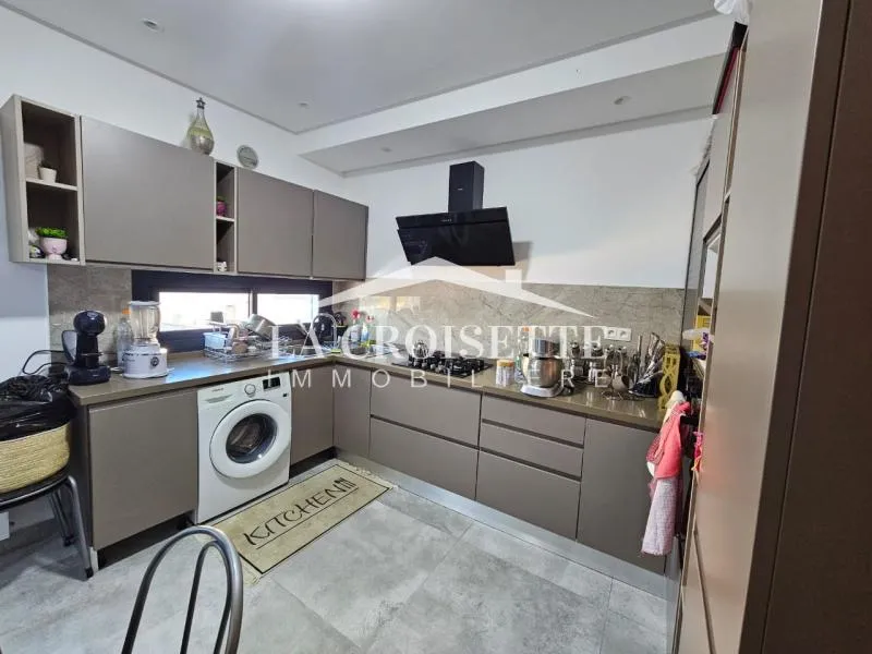 Etage de villa S+2 à Ain Zaghouan ZEL0527