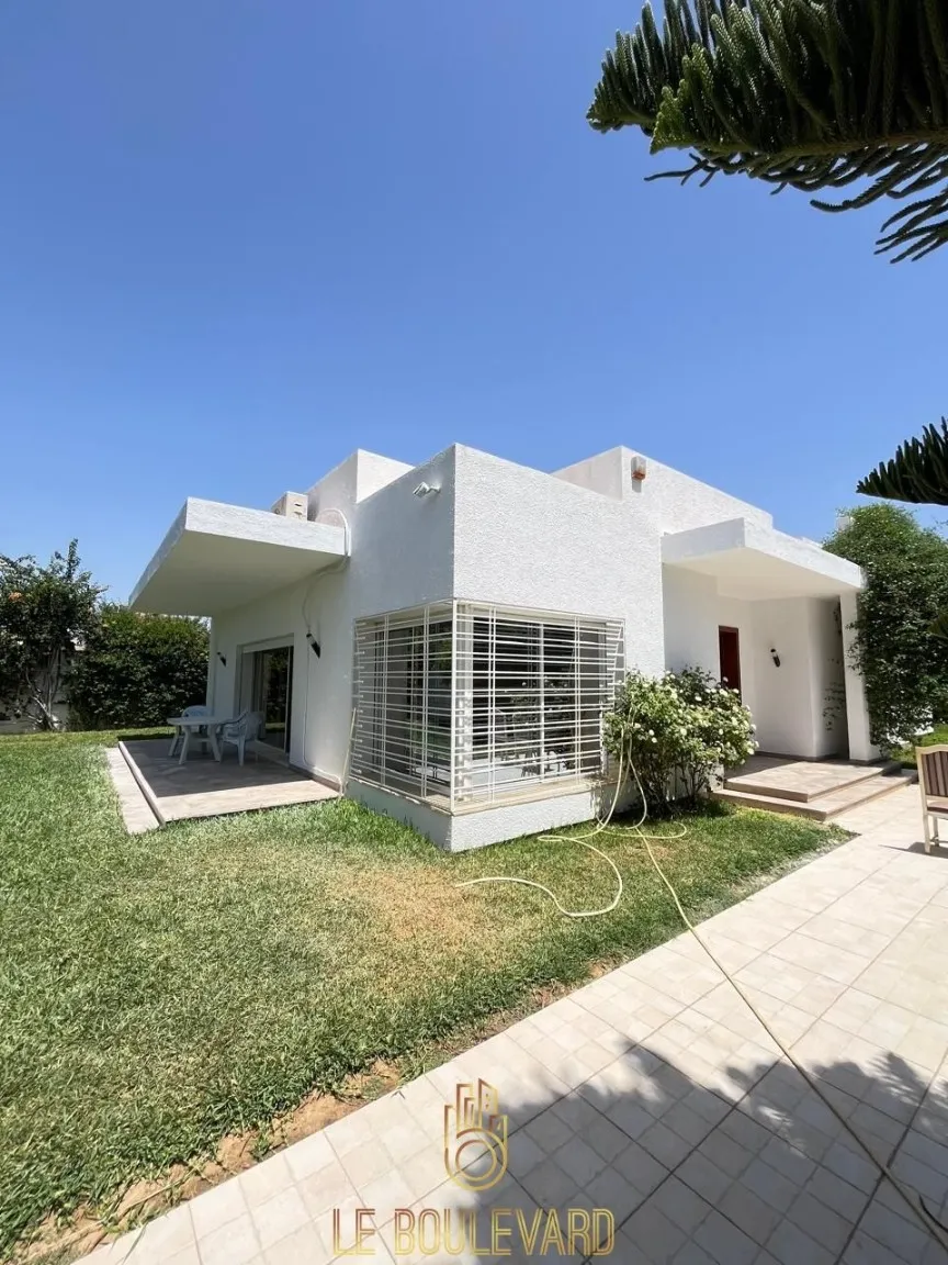 A Louer Villa S+3 Haut Standing Avec Jardin à Oued Souhil, Nabeul 