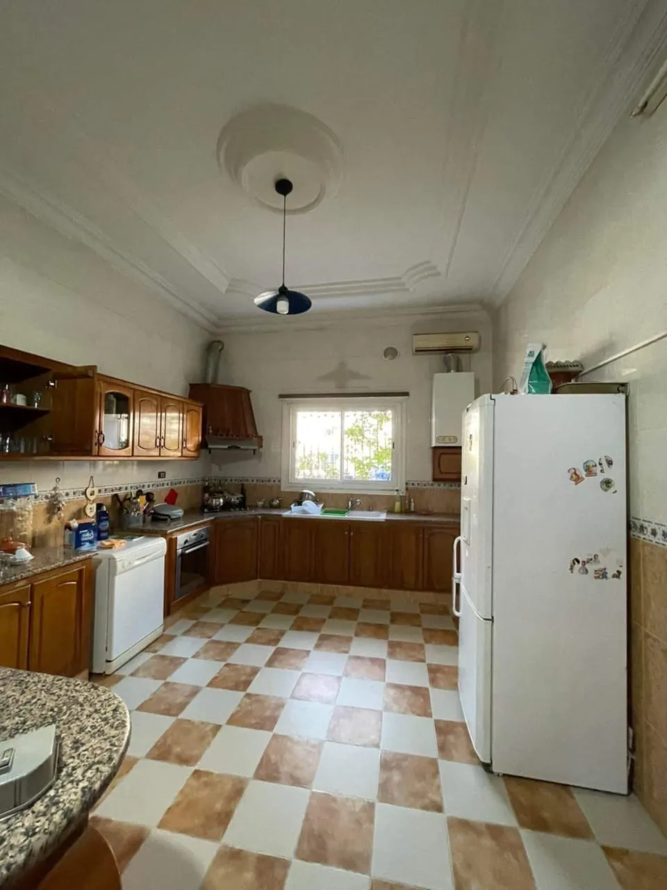🔑Rare sur le Marché ! Superbe Villa (RDC + Cave) à Sahloul 3 – Prête à Habiter!