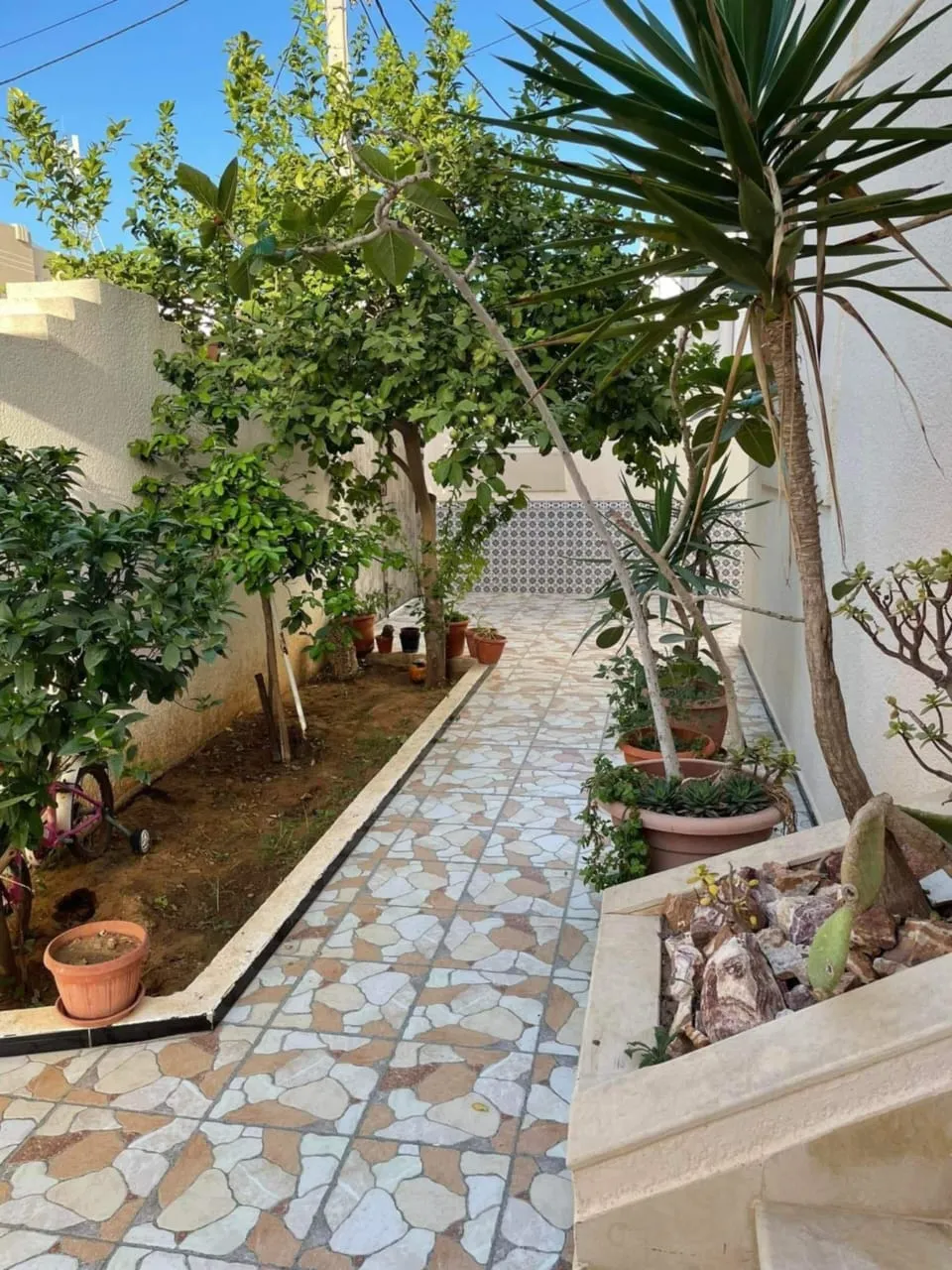 🔑Rare sur le Marché ! Superbe Villa (RDC + Cave) à Sahloul 3 – Prête à Habiter!