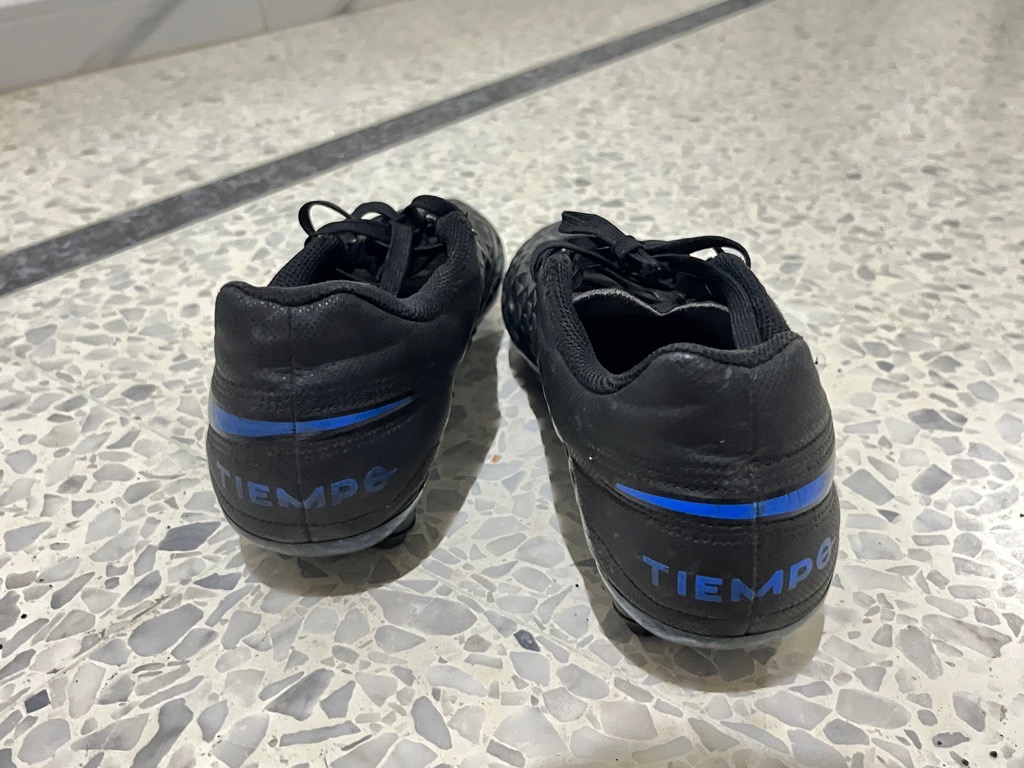 Crampon Teimpo nike