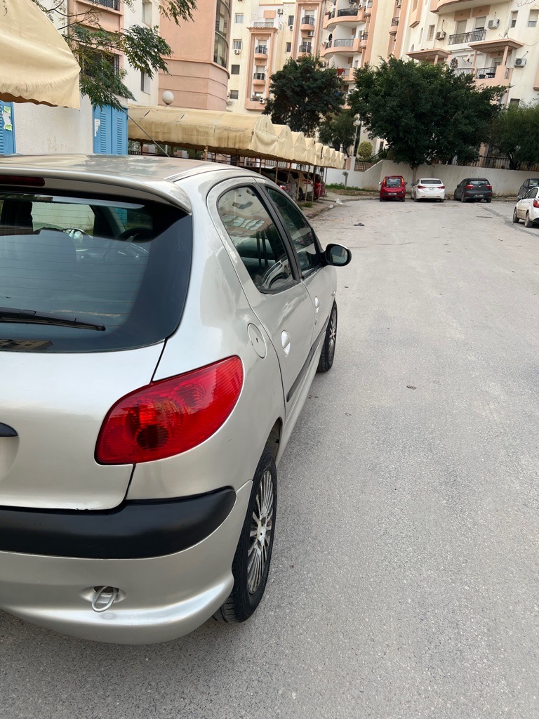 Peugeot tout option première main d'origine