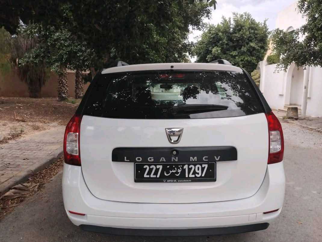 DACIA LOGAN MCV PREMIÈRE MAIN EN TRÈS BON ÉTAT