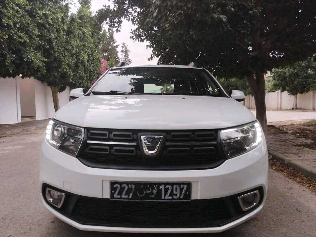 DACIA LOGAN MCV PREMIÈRE MAIN EN TRÈS BON ÉTAT