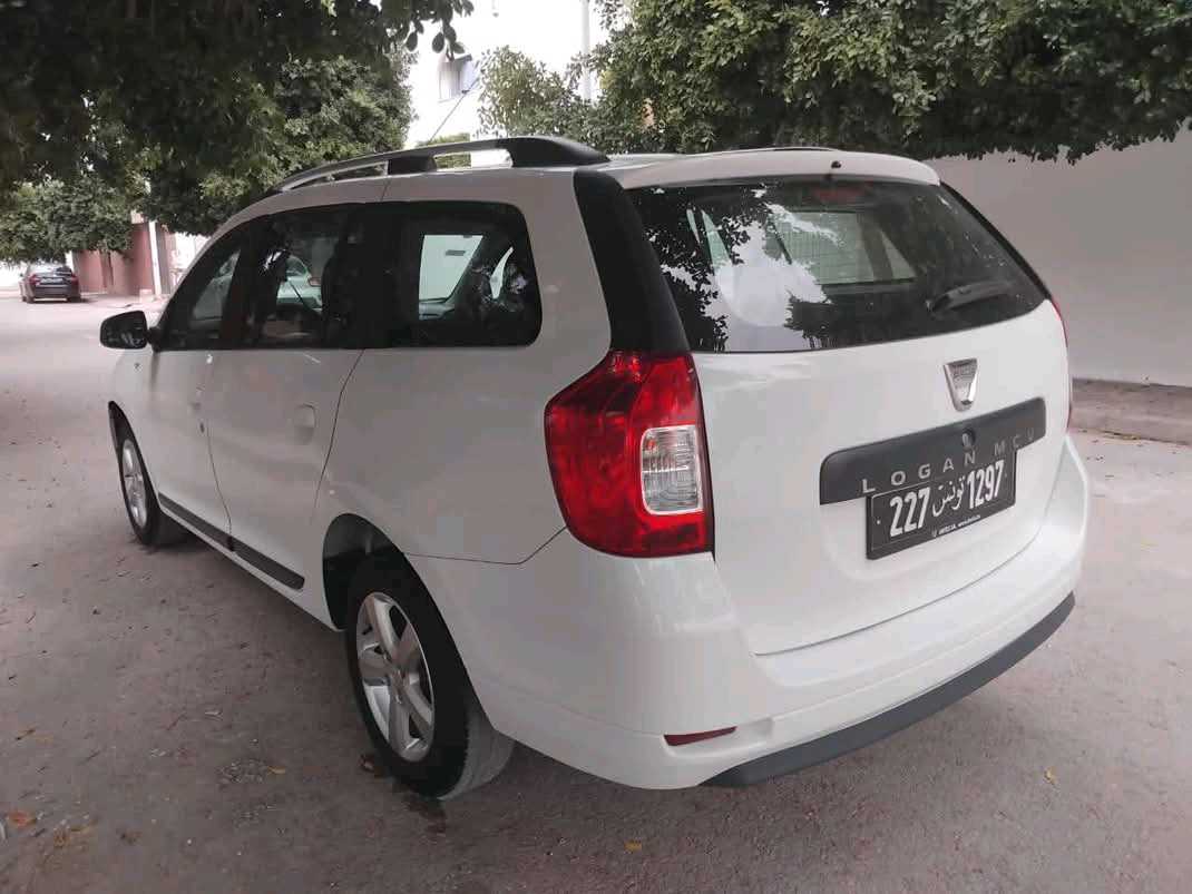 DACIA LOGAN MCV PREMIÈRE MAIN EN TRÈS BON ÉTAT