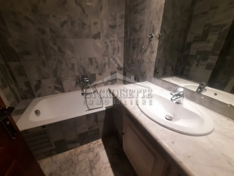 Appartement semi-meublé S+3à la Marsa Plage MAL2827