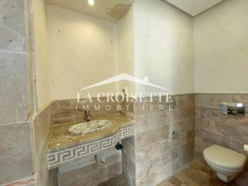 Triplex s4 vue sur mer à La Marsa ZTRL0108