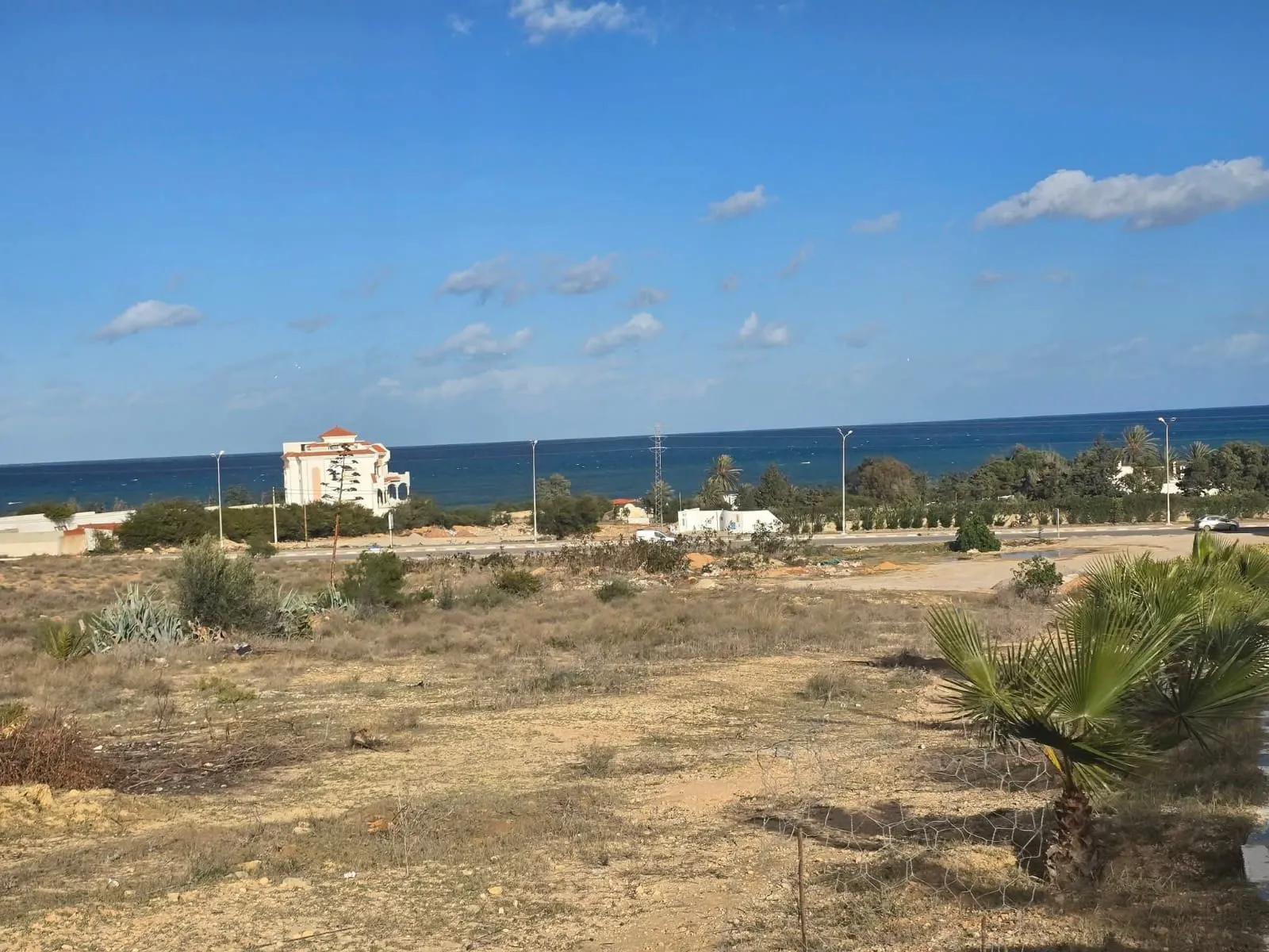 Manifique terrain 500 m2 et 600m2 vue dégagée à Chatt-Mariem