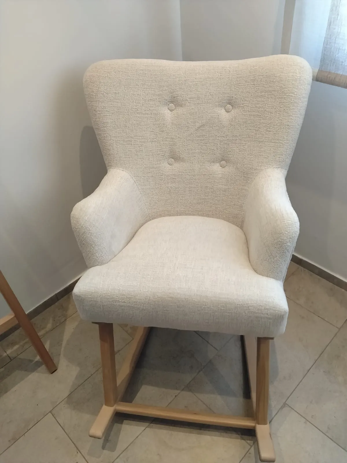*À vendre – Fauteuil à bascule / Chaise d'allaitement*