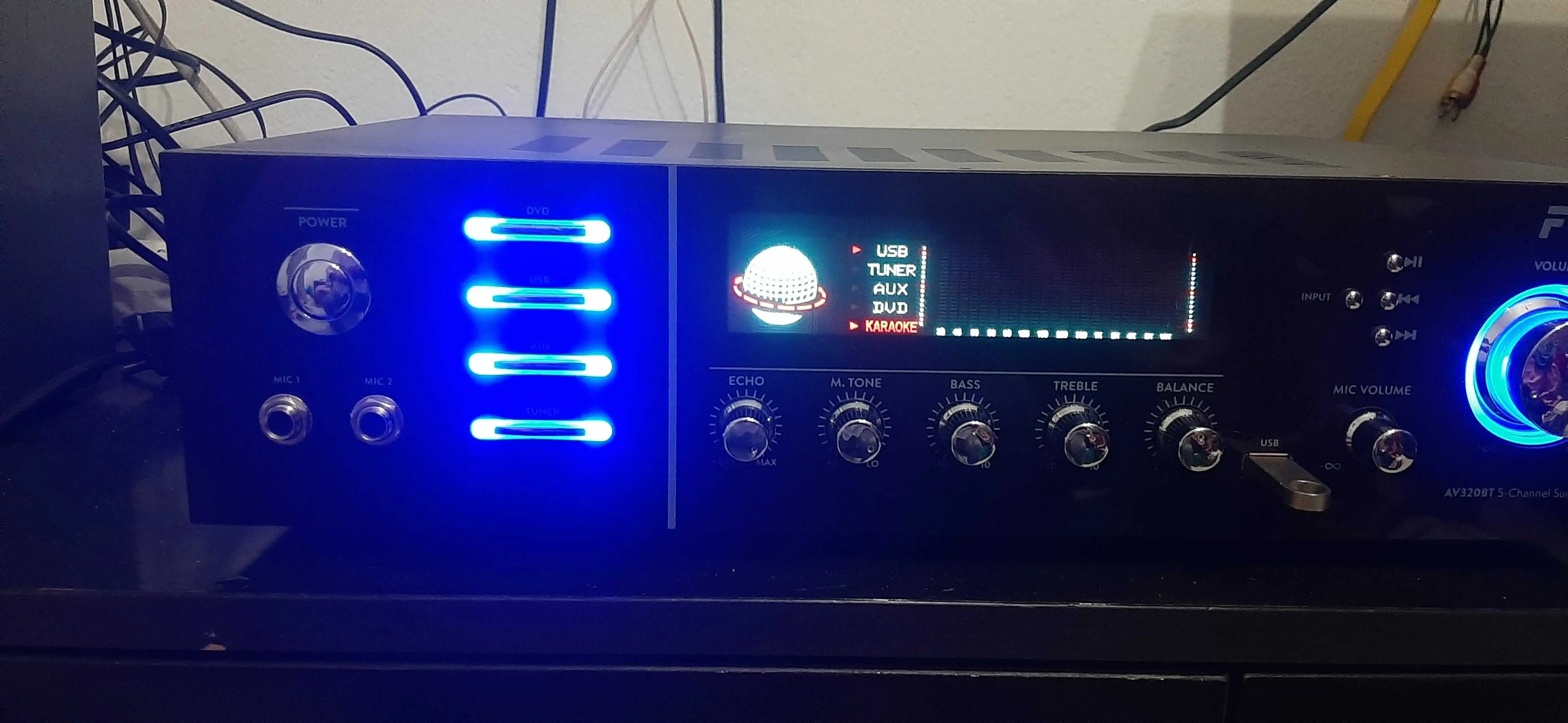 AMPLI Bluetooth - USB - AUX - MICRO