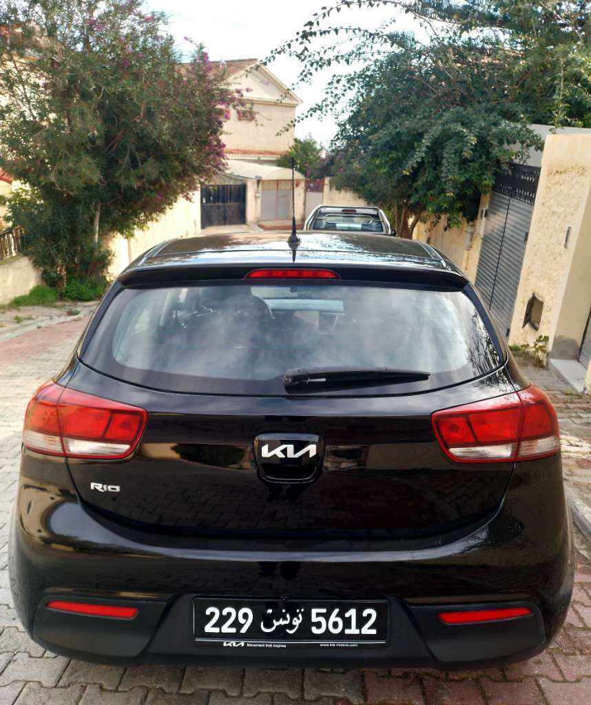 KIA RIO ÉTAT ORIGINE COMME NEUF