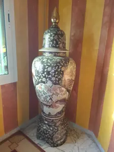 Un vase de décoration de coin 