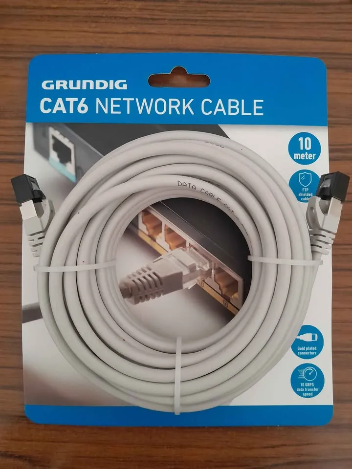 Cable Reseau FTP LAN Cat 6 10 mètres Grundig