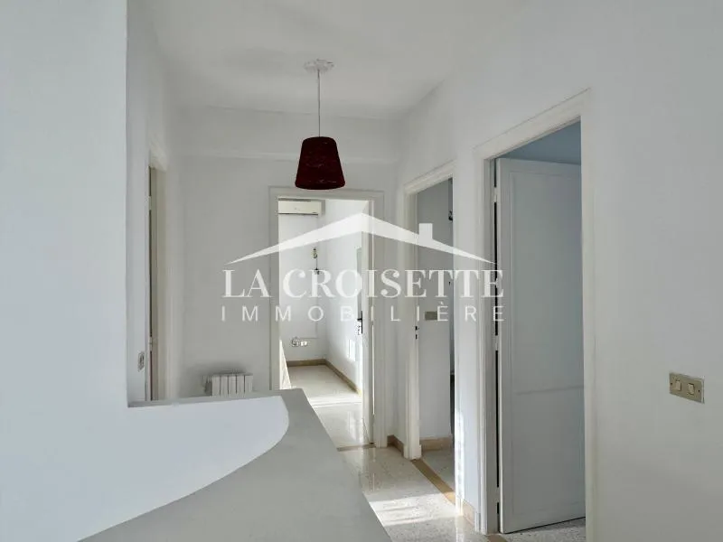 Appartement s3 avec jardin à La Marsa MDL0113