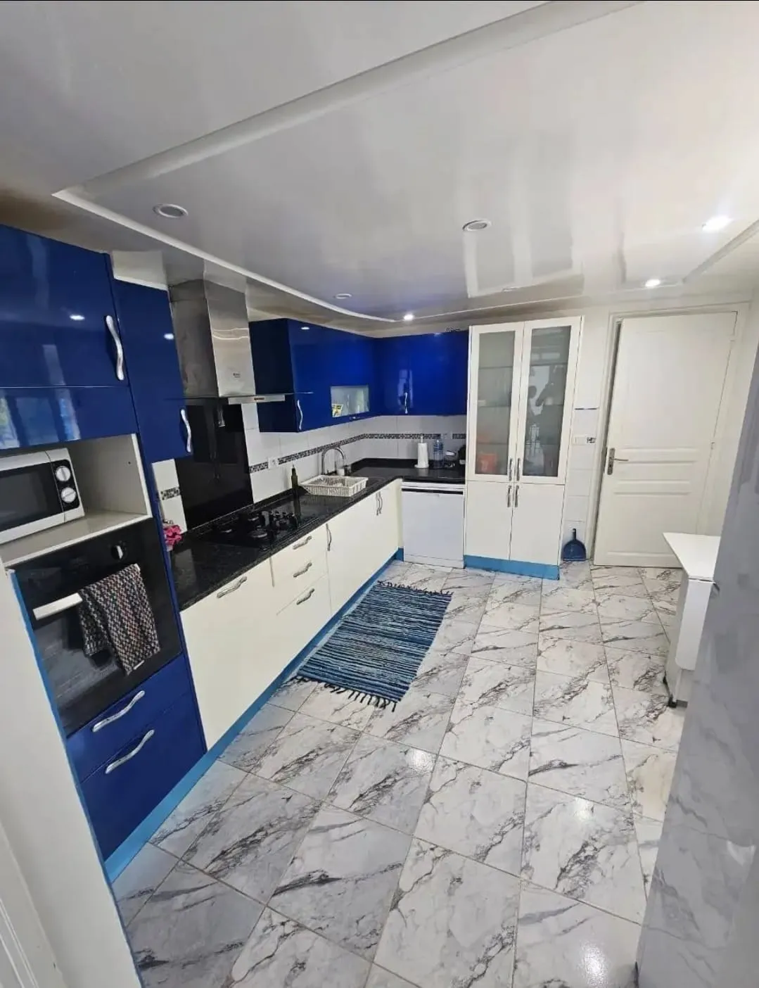 A Vendre villa avec piscine à chatt_mariem pré résidence Costa