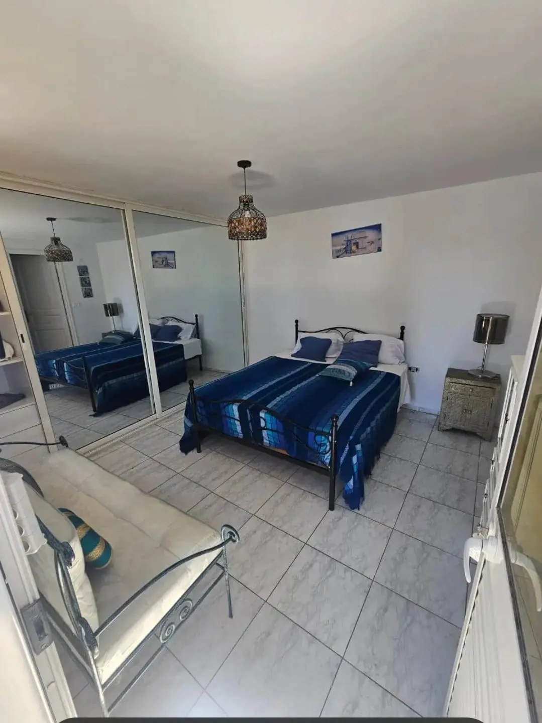 A Vendre villa avec piscine à chatt_mariem pré résidence Costa