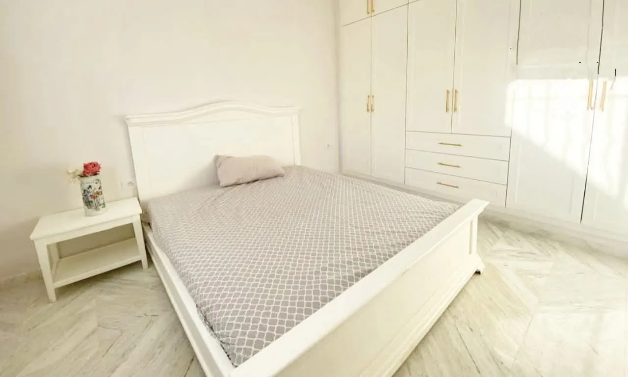 đĄĂ LOUER â Villa de Standing avec Vue Mer & Piscine Ă Chott Meriemđ