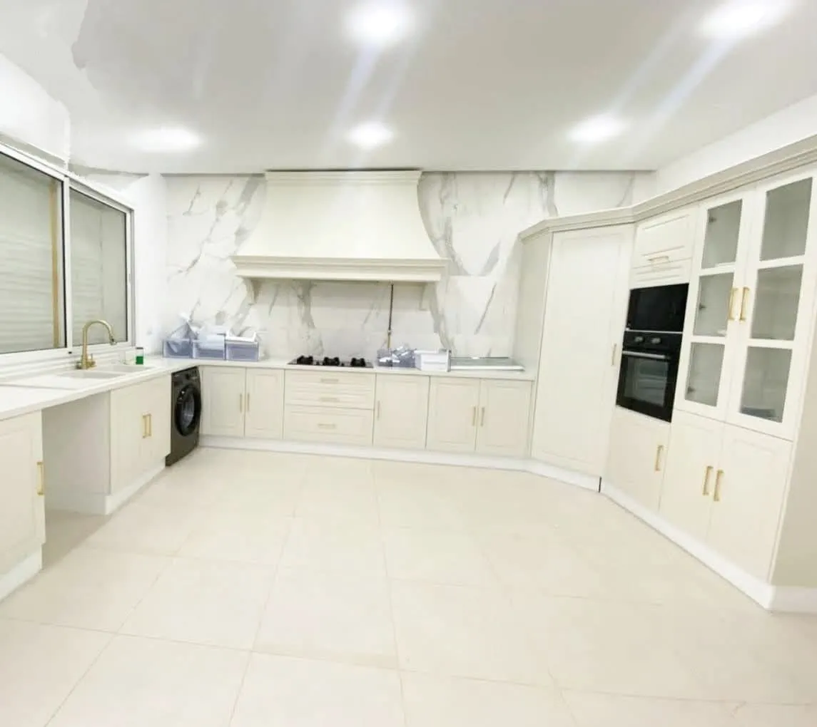 đĄĂ LOUER â Villa de Standing avec Vue Mer & Piscine Ă Chott Meriemđ