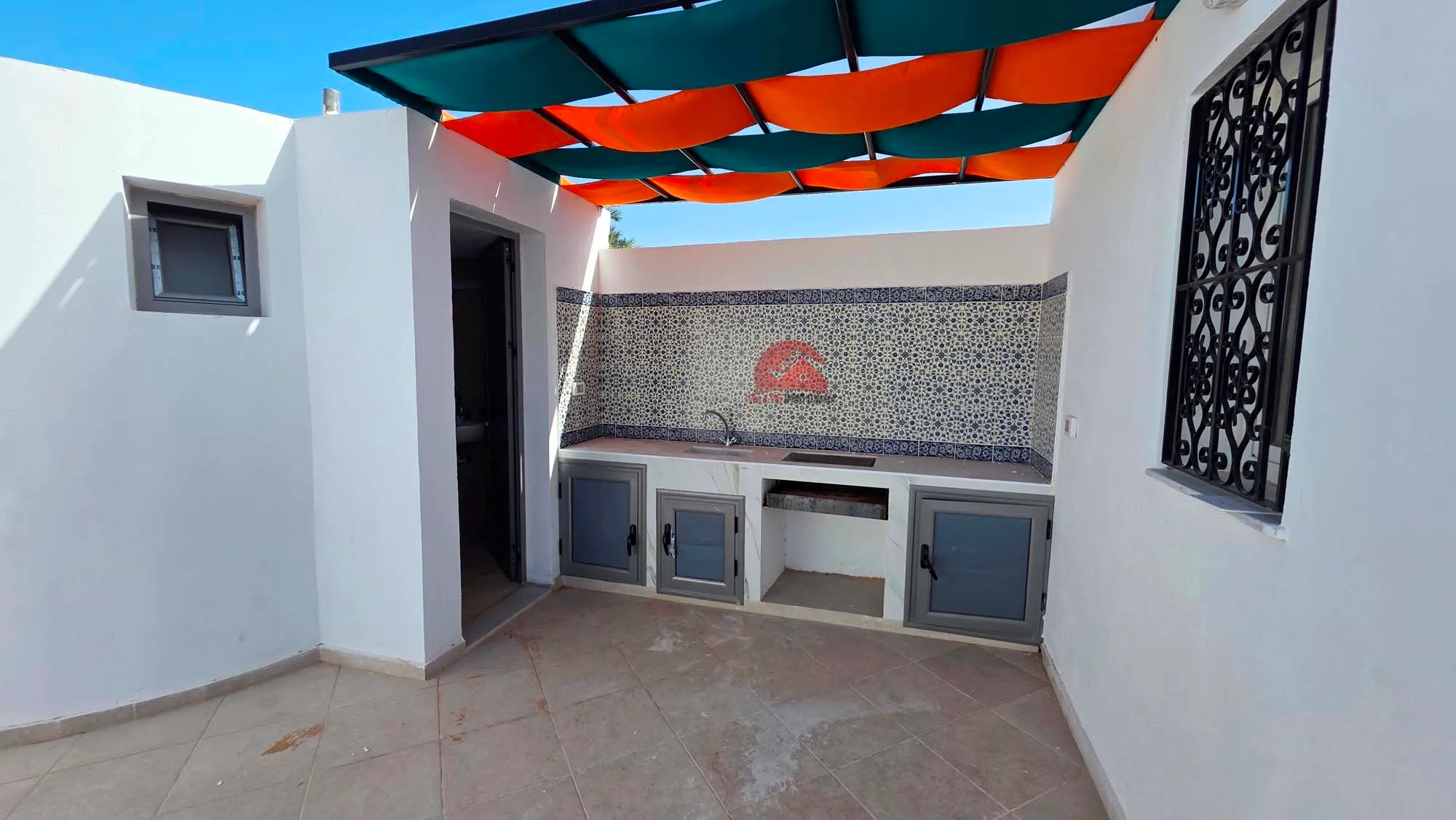 Vente grande maison plain pied à Djerba Ghizen ZA