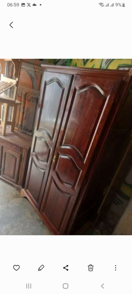 Tel 51.127.742 meuble à vendre 