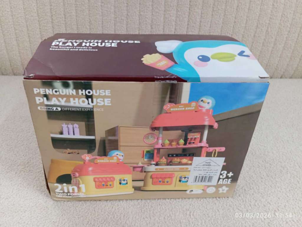 un ensemble de jeu de rôle "Nice Burger Shop