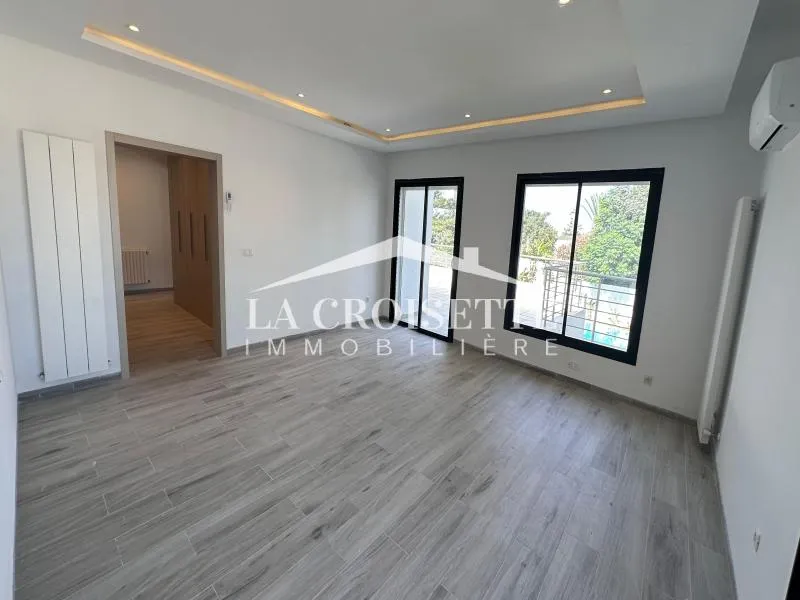 Villa s4 avec piscine à La Soukra MVL0057