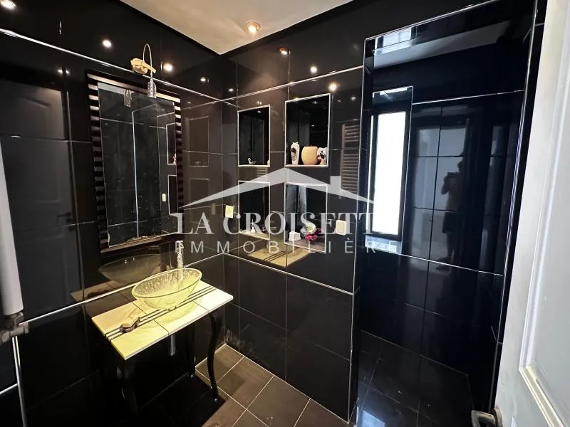 Villa s4 avec piscine à La Soukra MVL0057