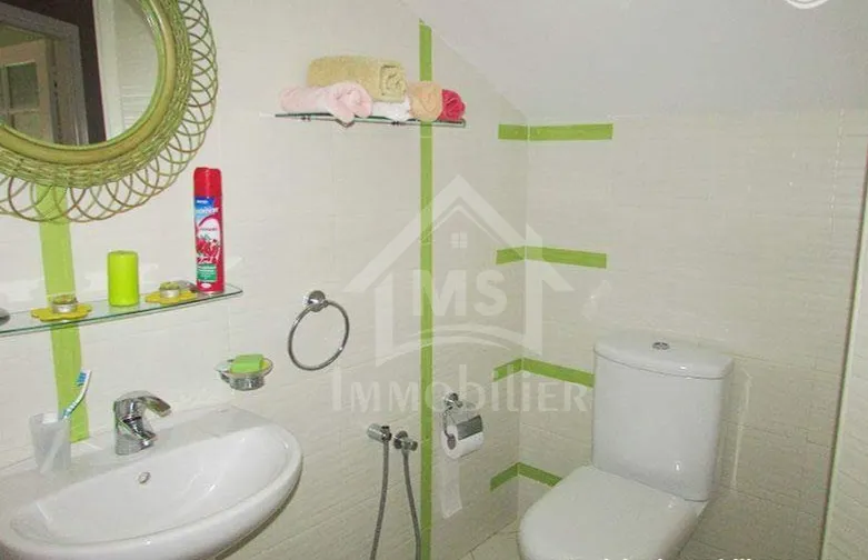 Une villa S+3 à Hammamet centre ville à vendre 51355351