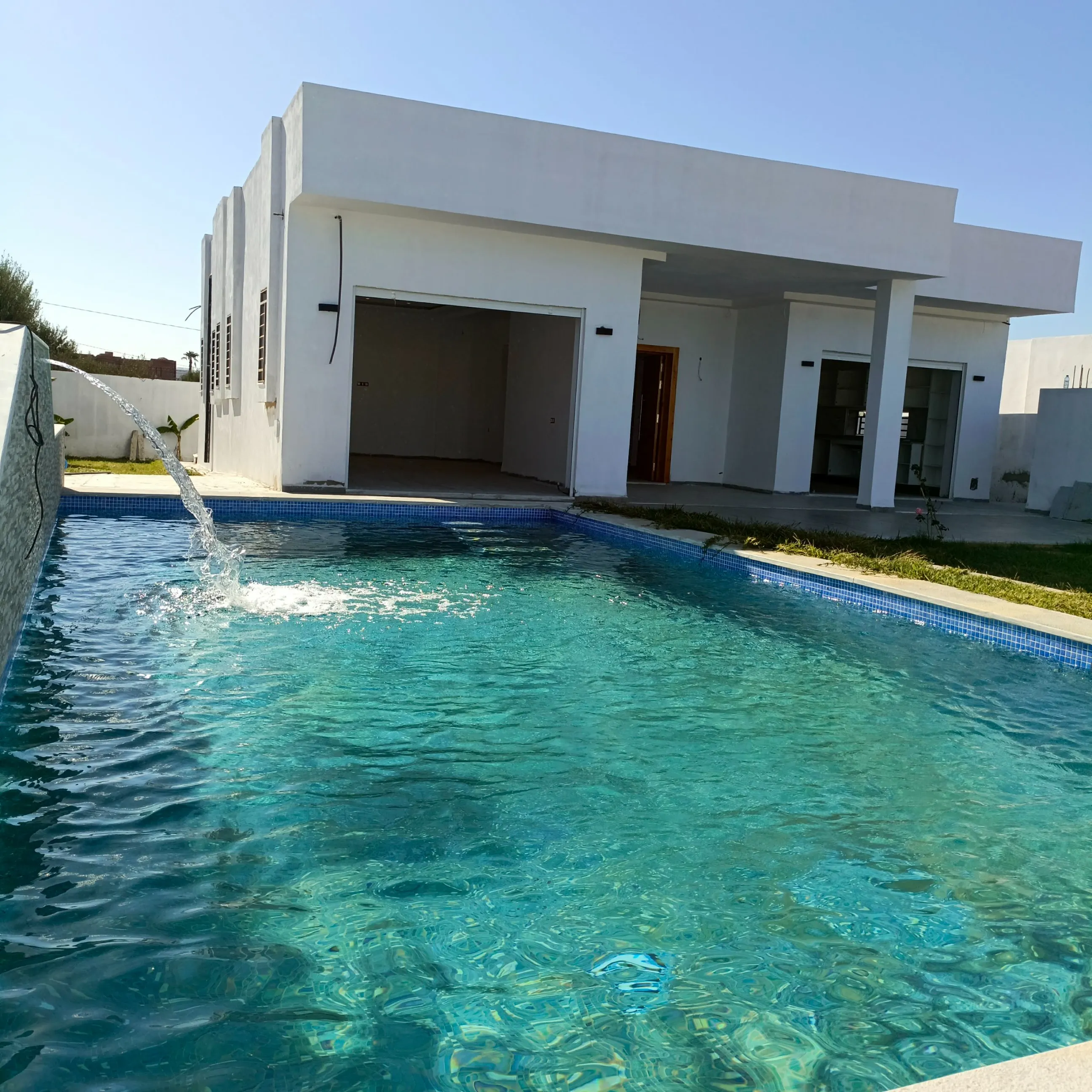 AV belle villa avec piscine à hammamet sud