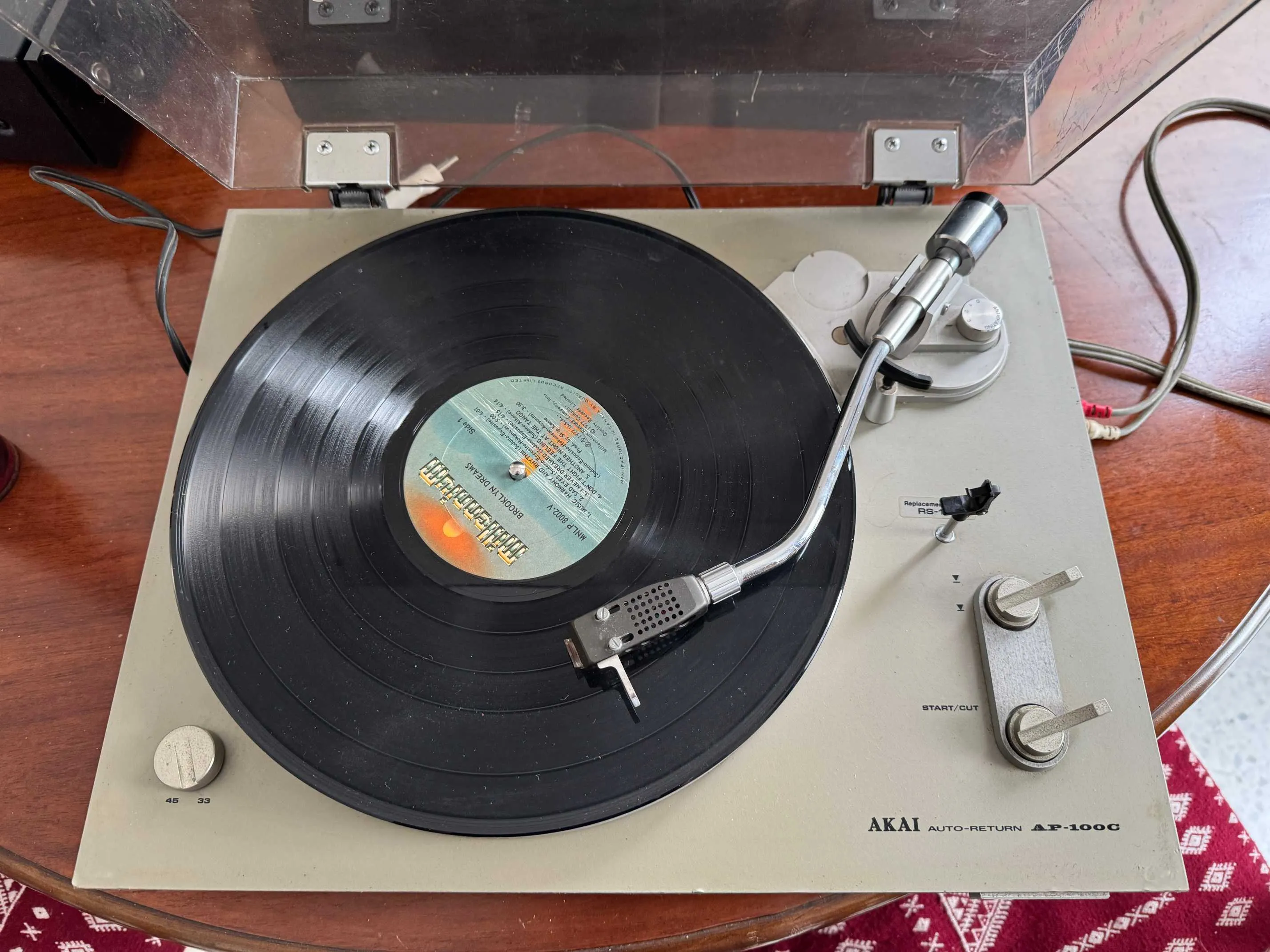 KEF C20 + Ampli Carat i57 Mk2 + Platine vinyle AKAI AP-100 — 1500 DT (le lot)