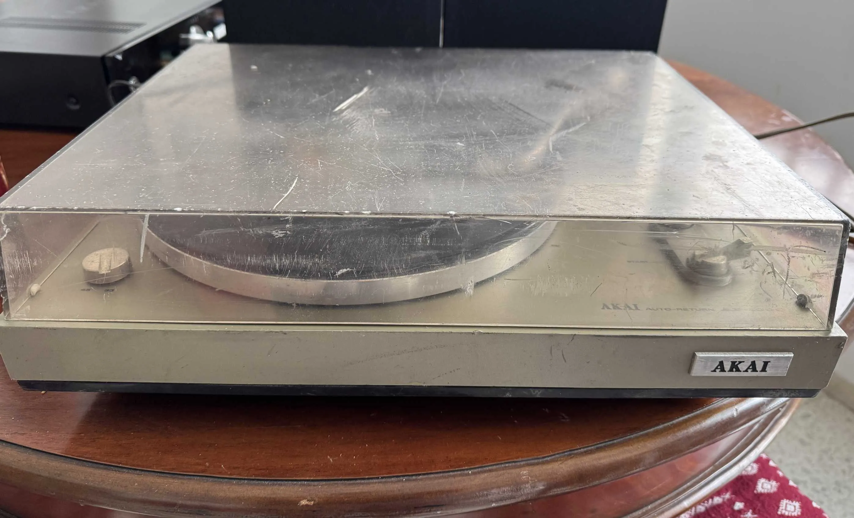 KEF C20 + Ampli Carat i57 Mk2 + Platine vinyle AKAI AP-100 — 1500 DT (le lot)