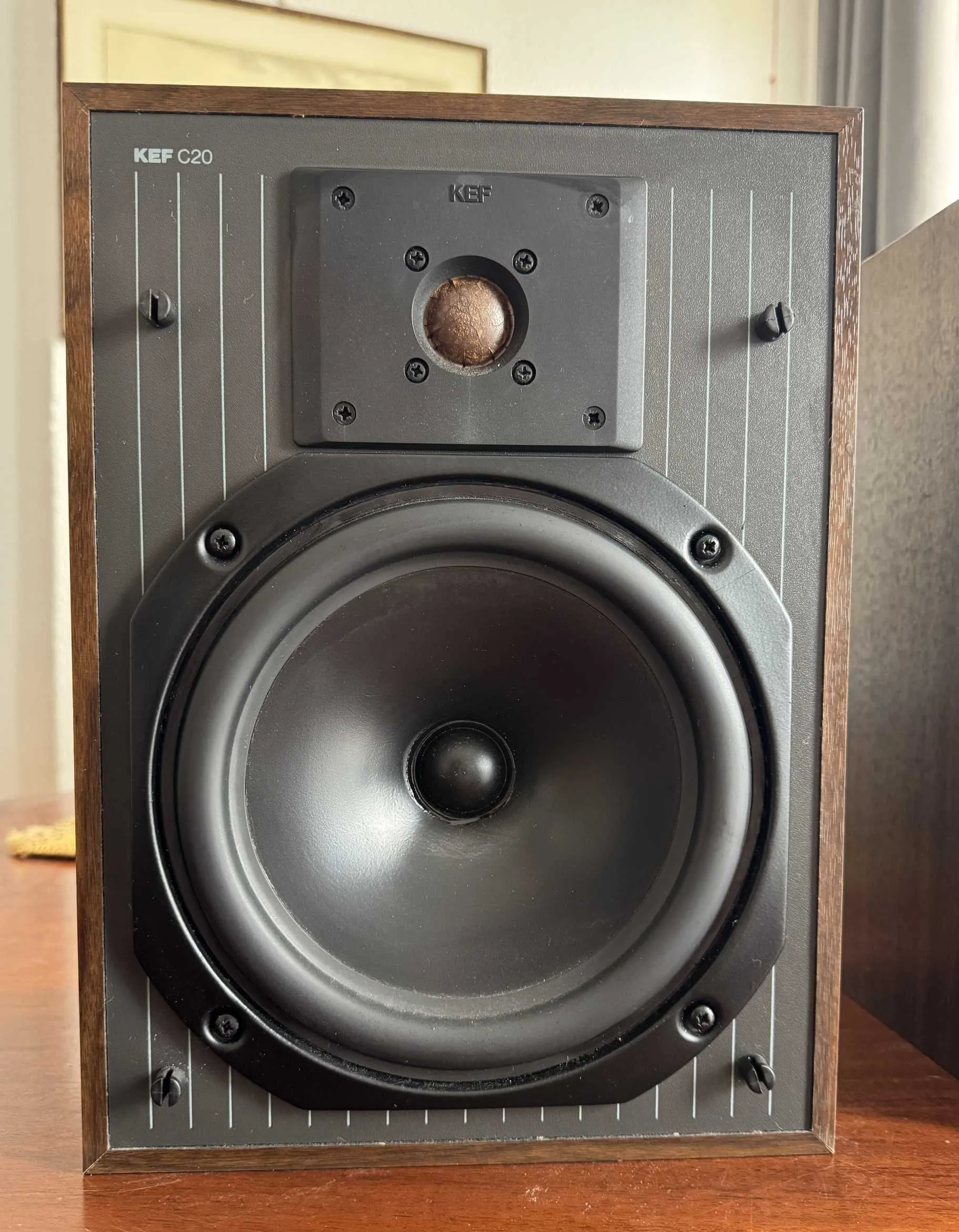 KEF C20 + Ampli Carat i57 Mk2 + Platine vinyle AKAI AP-100 — 1500 DT (le lot)