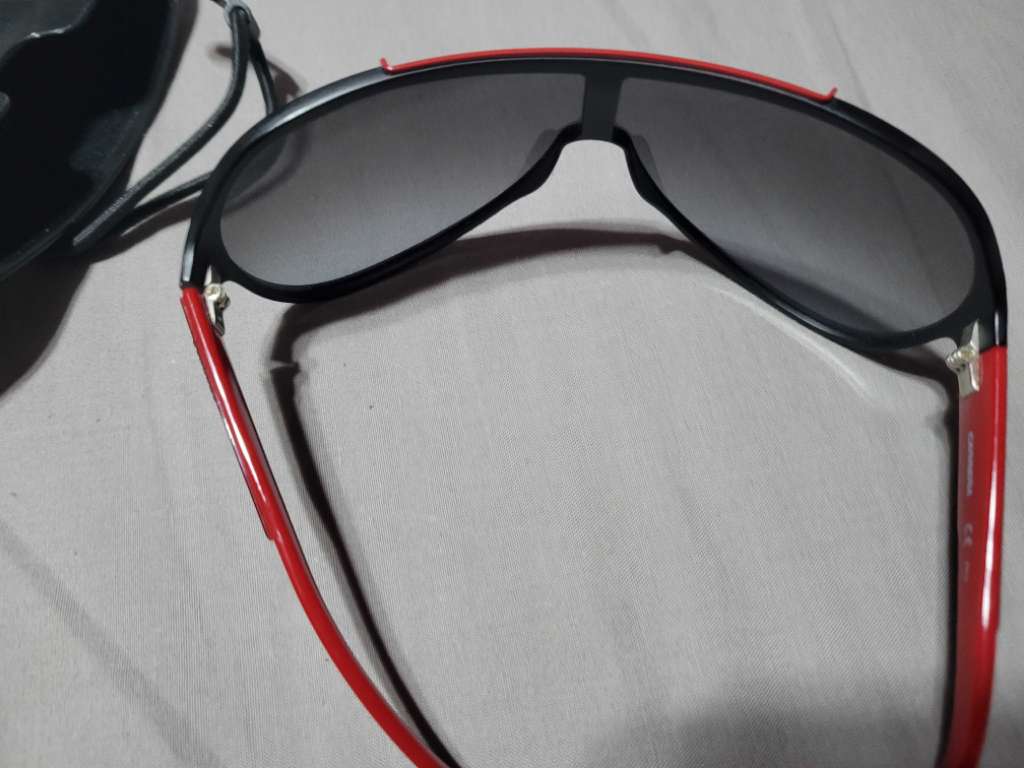Lunettes Carrera