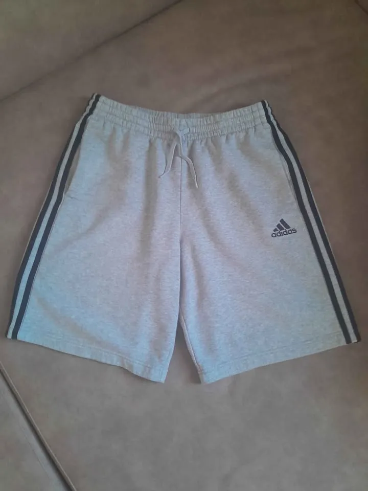 Short adidas