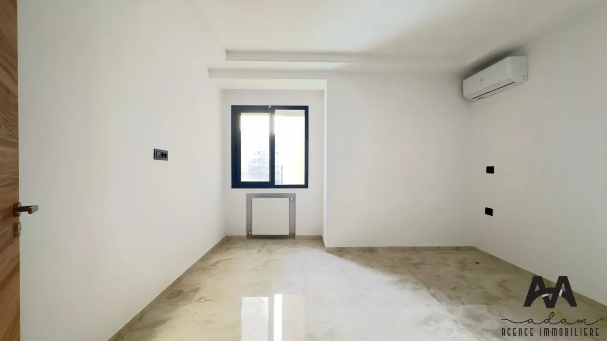 Appartement s+3 de 135m² avec terasse à AFH² Mrezga, Nabeul