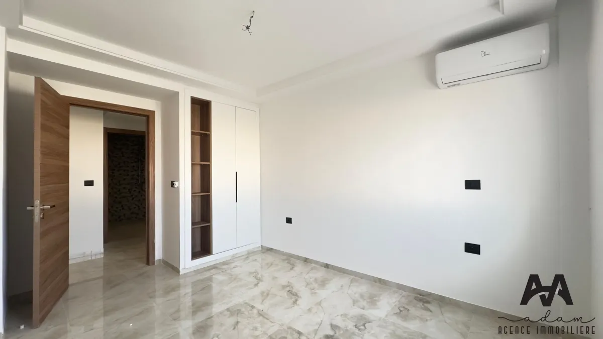 Appartement s+3 de 135m² avec terasse à AFH² Mrezga, Nabeul