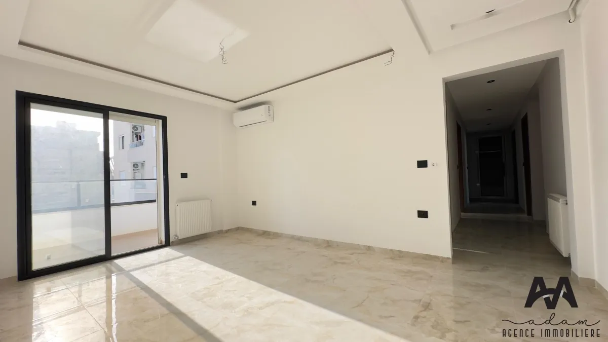 Appartement s+3 de 135m² avec terasse à AFH² Mrezga, Nabeul