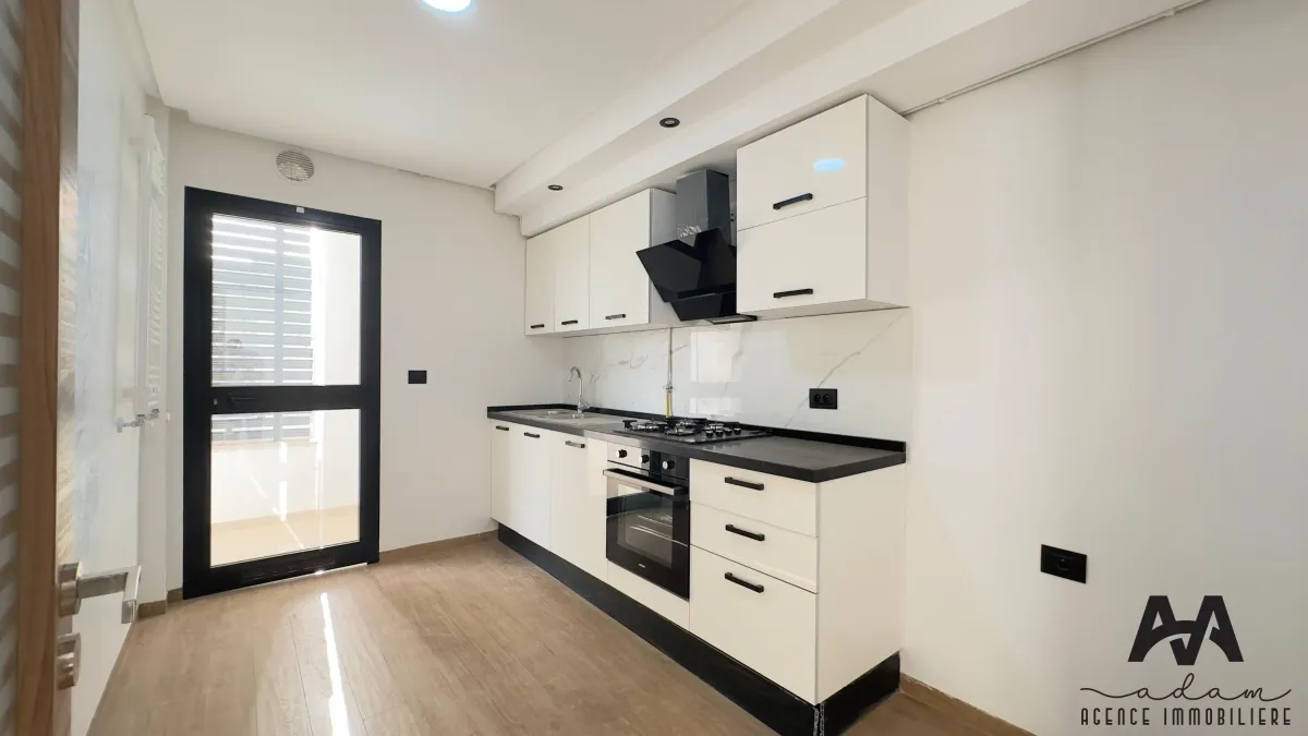Appartement s+3 de 135m² avec terasse à AFH² Mrezga, Nabeul