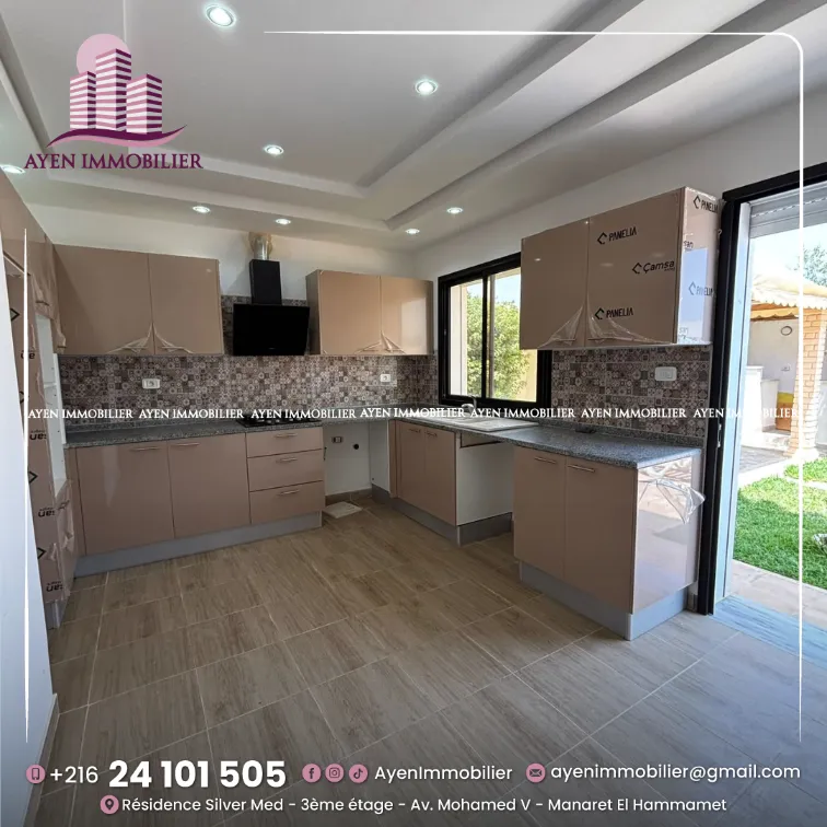  A vendre une villa s+4 à Hammamet 📱 +𝟐𝟏𝟔 𝟐𝟒 𝟏𝟎𝟏 𝟓𝟎𝟓 