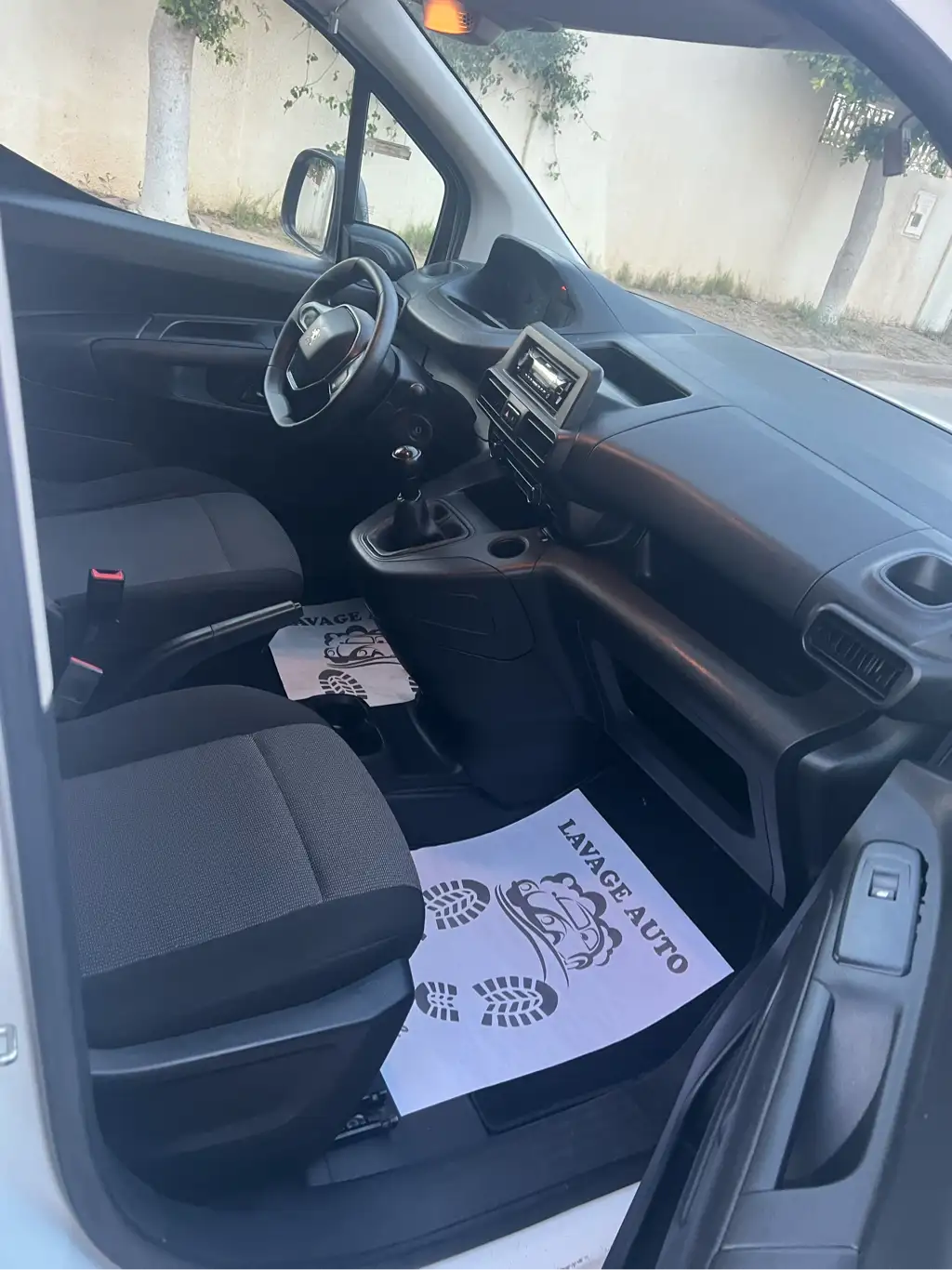 K9 Peugeot
