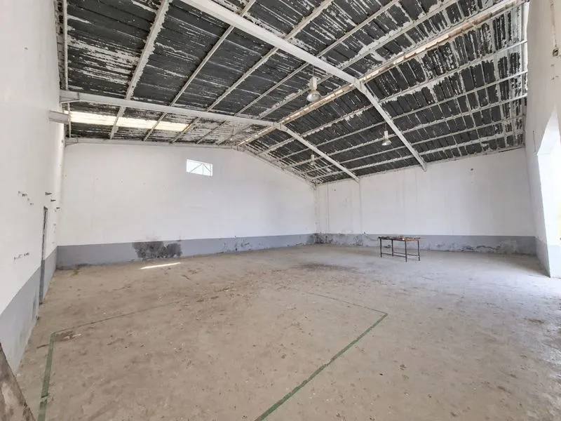Dépôt à vendre à Ben Arous – Terrain de 818 m²