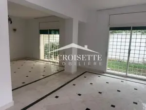 Villa S+4 à La Marsa MVL0122
