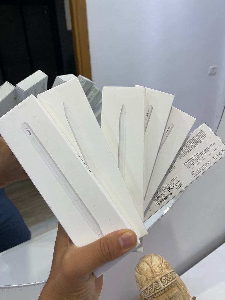 Apple pencil 2 type C Cacheté 