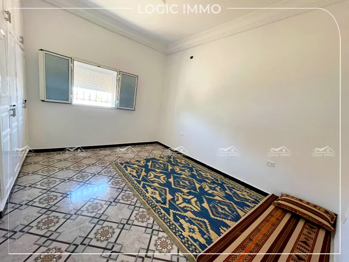 A vendre une villa S+3 située à sidi jdidi Hammamet