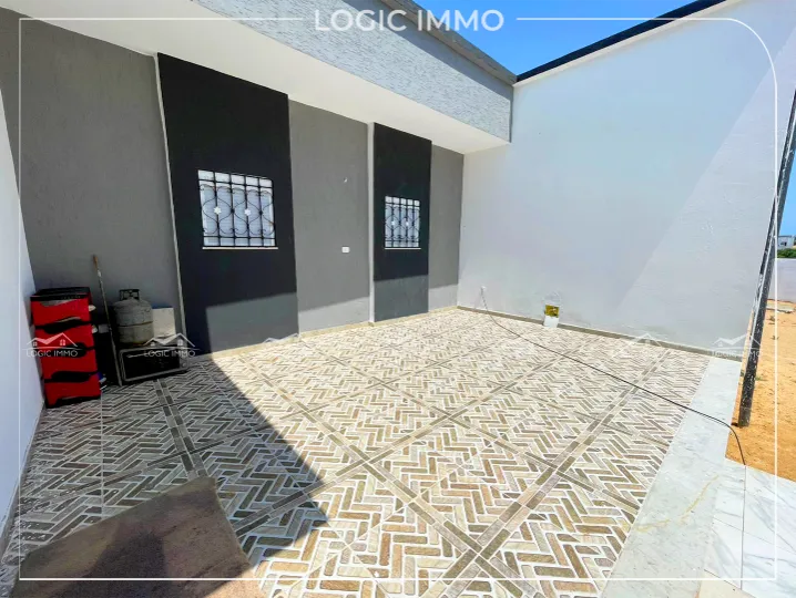 A vendre une villa S+3 située à sidi jdidi Hammamet