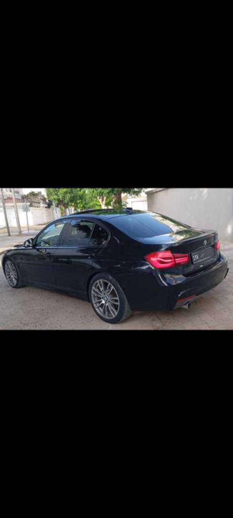 BMW 318i( f30)