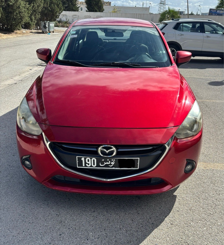 Mazda 2 Modèle 2016 Première Main