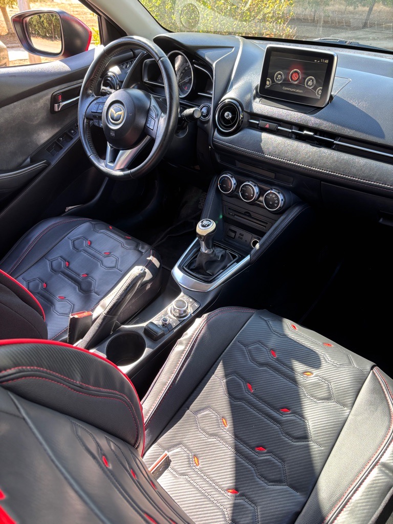 Mazda 2 Modèle 2016 Première Main